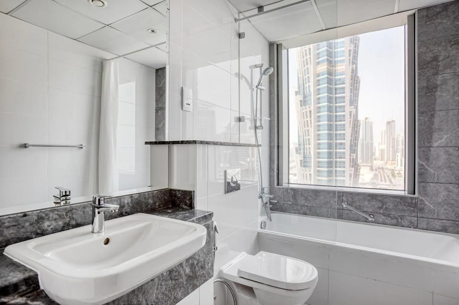 Blueground Noora Elevator Pool Balcony Dxb-828 Apartment Dubai